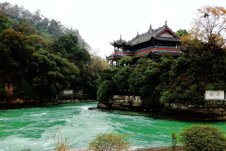 四川值得去的景点有哪些？四川旅游必去十大景点排行插图3