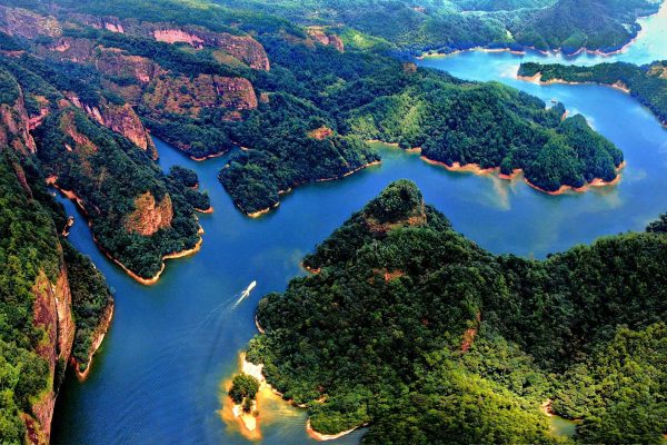 福建旅游十大必去景点有哪些？福建旅游必去景点排行榜前十名