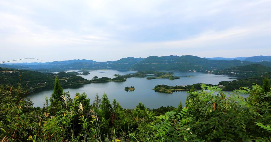 南充旅游必去的十大景点有哪些？南充旅游景点排行榜前十名插图10